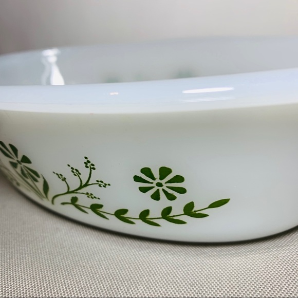 1950’s Milk Glass GlassBake Oval Baking Dish - Picture 3 of 4